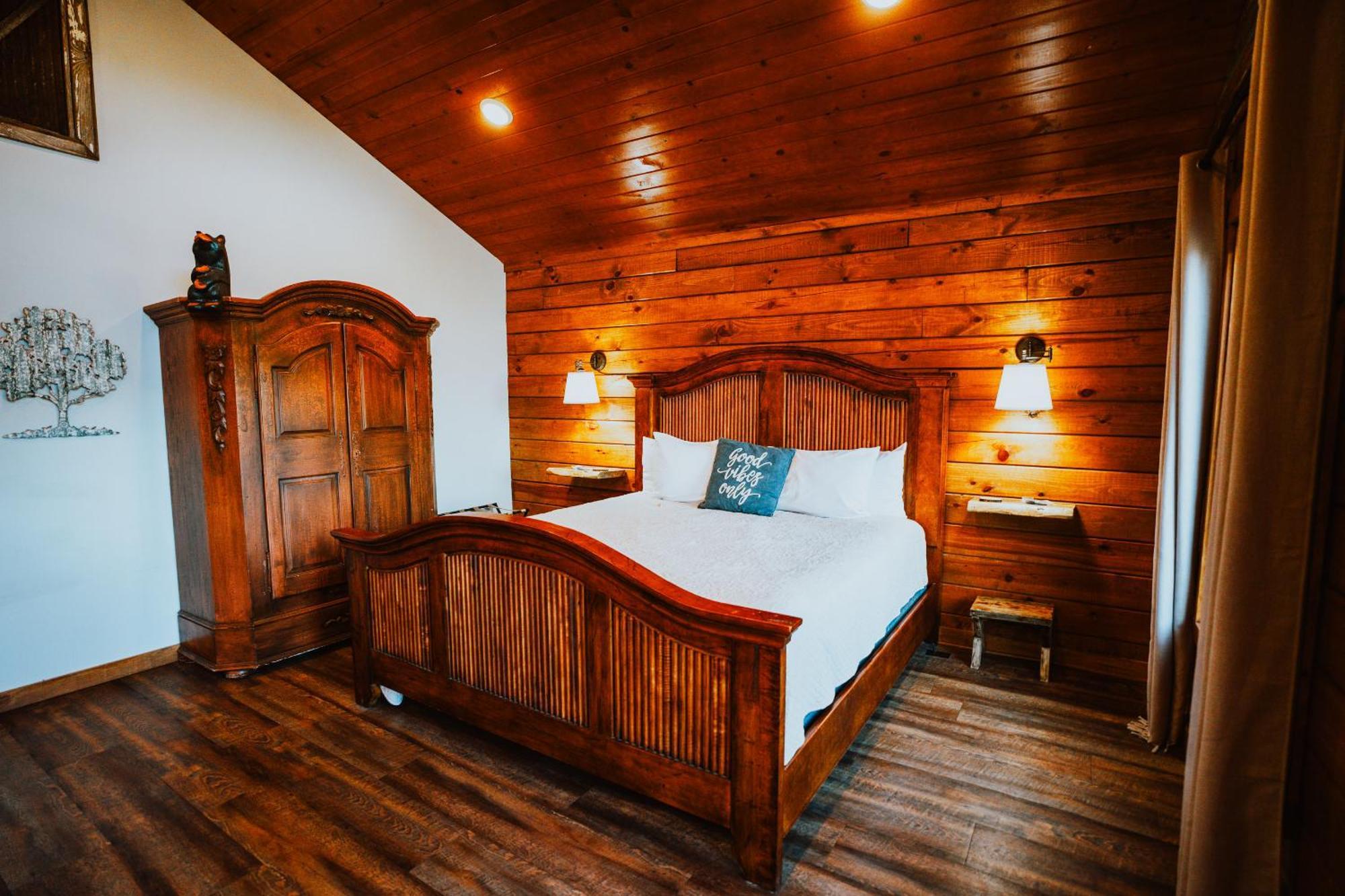 Starlight Haven Hot Springs Hotel Екстериор снимка