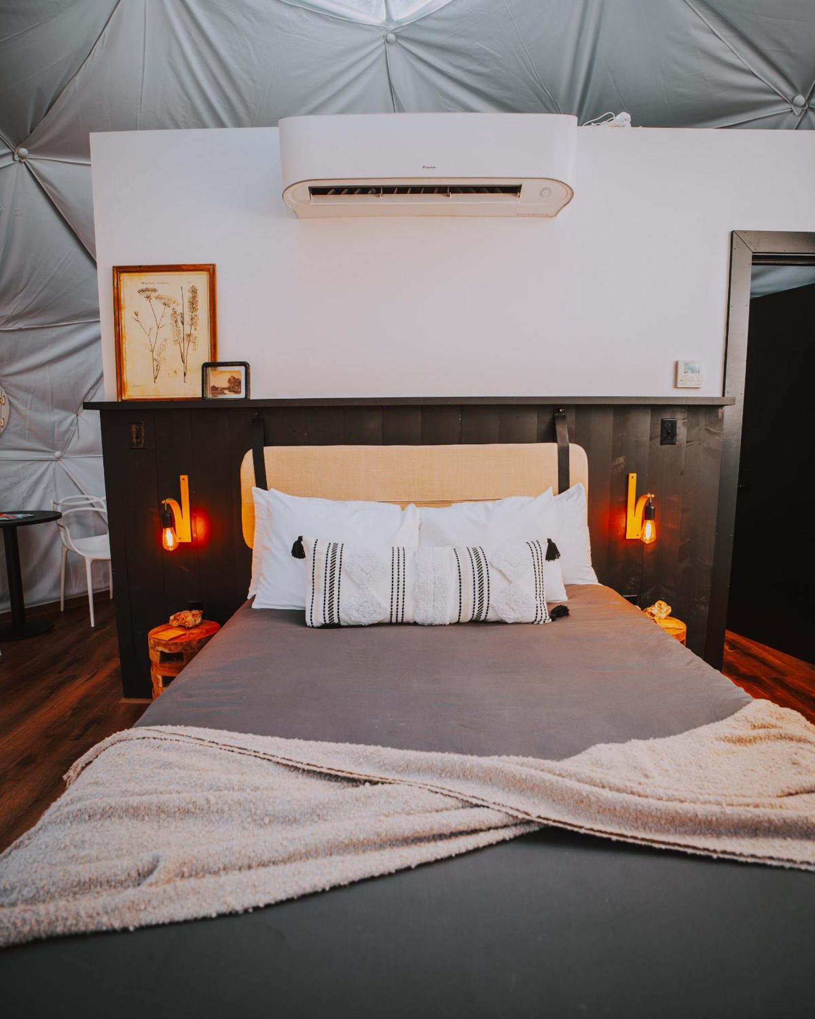 Starlight Haven Hot Springs Hotel Екстериор снимка