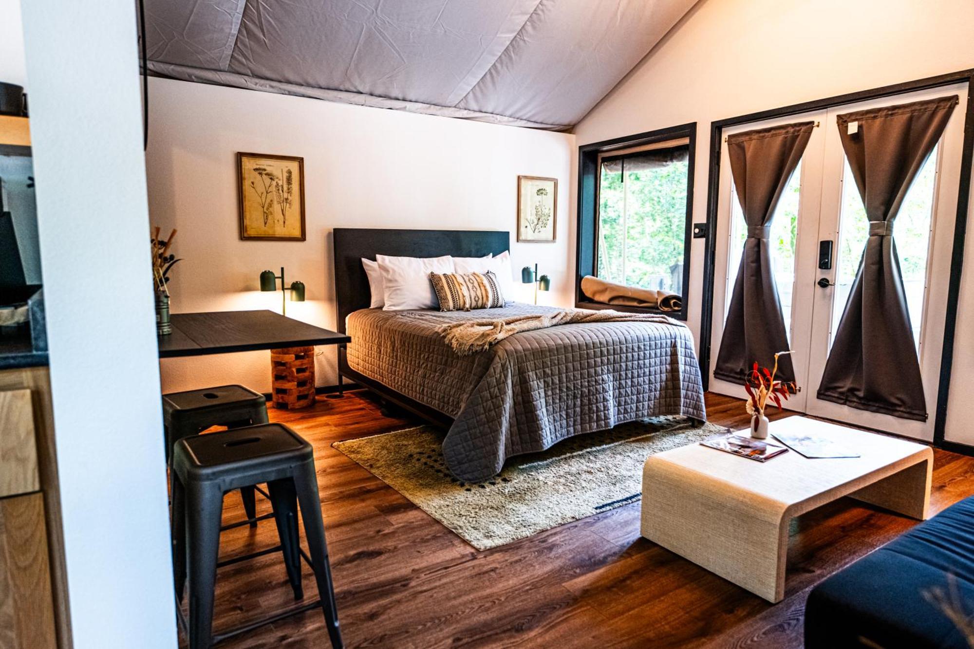 Starlight Haven Hot Springs Hotel Екстериор снимка